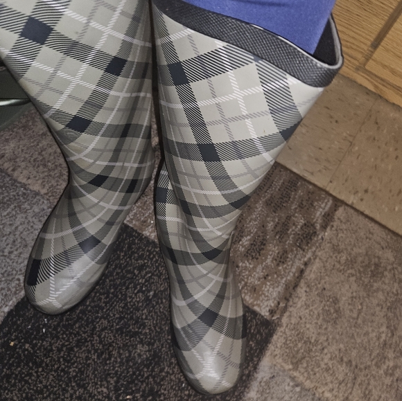 Chooka boots - Picture 7 of 8